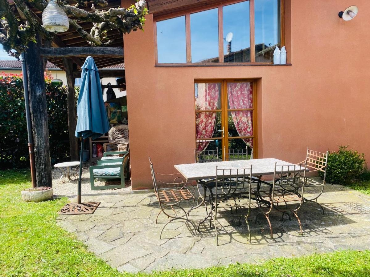 Gite Elevage De La Terrasserie Escoutoux Exterior foto